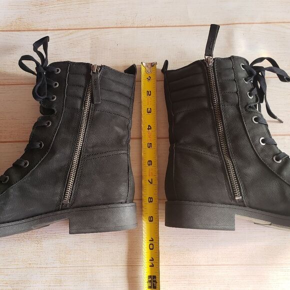 Nine West Leather Lace Up Quilted Distressed Round Toe Ankle Boots Booties 8 M - Picture 14 of 16